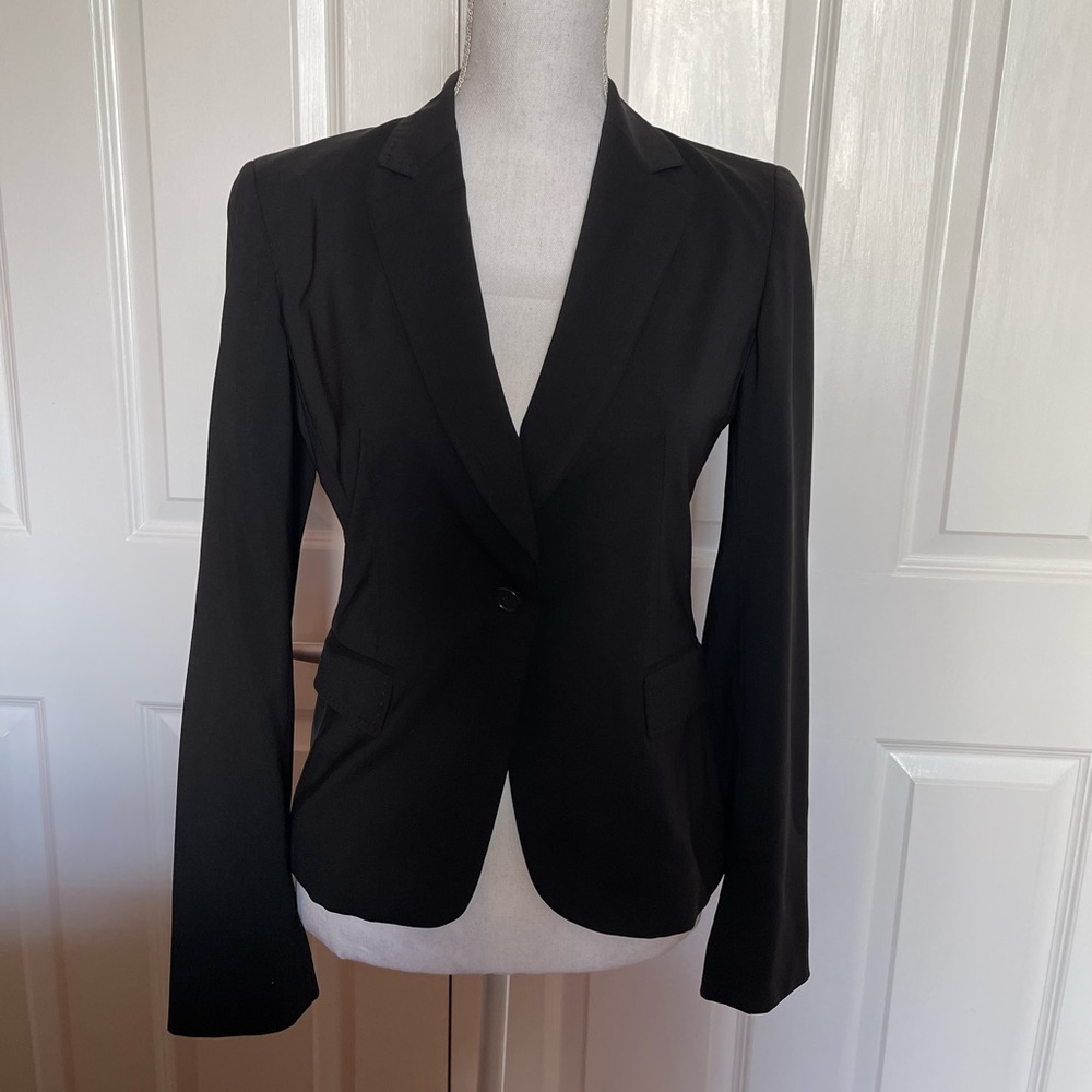Tahari Single Button Blazer